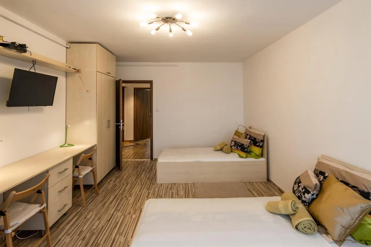 Central Home- Pesterzsebet Budapest Apartment