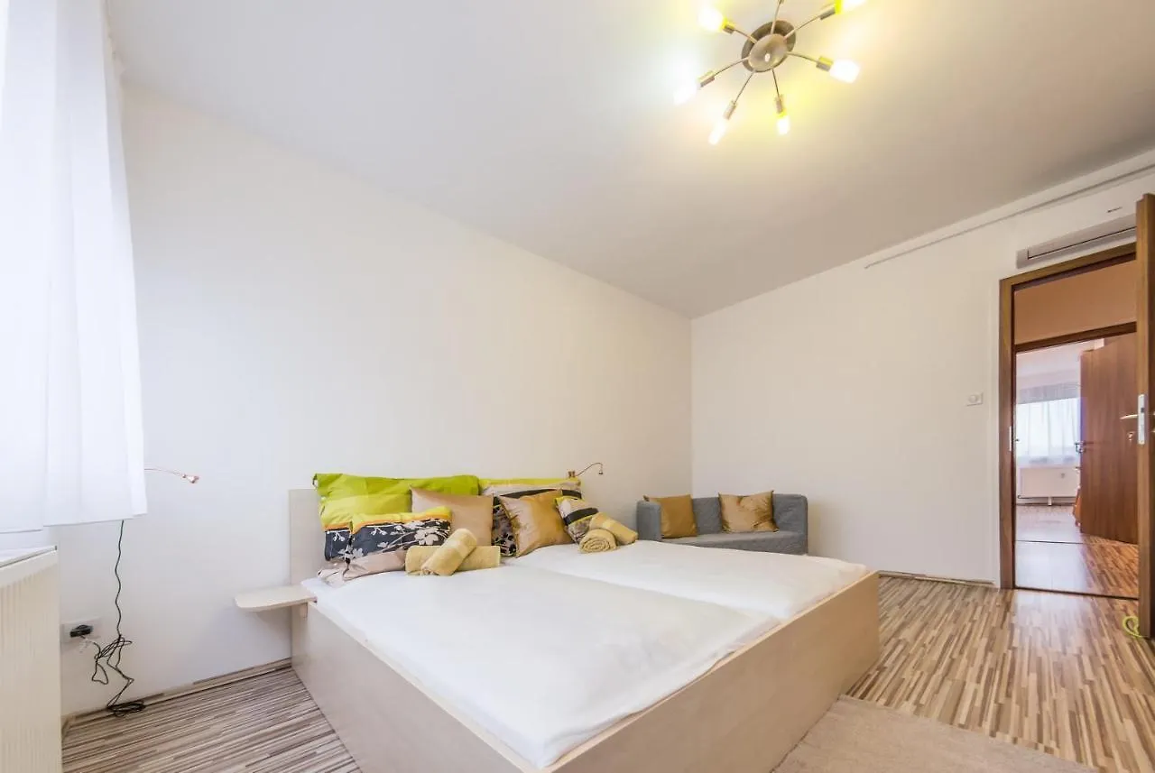 Apartment Central Home- Pesterzsebet Budapest